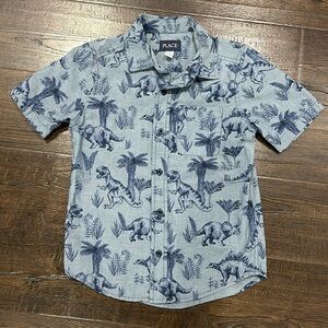 Children’s place boys size 7/8 button down short sleeve shirt worn once!